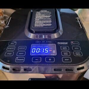 Nuwave Revolutionary Healthy Digital Brio 10QT Model 37101 Air Fryer